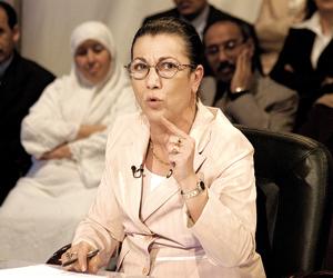 Louisa hanoune qualifie le projet de code du travail de «moyenâgeux» et menace : «La grève générale si…»
