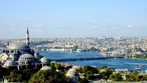 M. Bouchouareb participe au sommet régional du Forum économique mondial à Istanbul