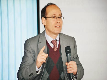 Mohamed-Cherif Belmihoub, consultant, Professeur en management et développement industriel, à “Liberté” : “Sans compétences de leurs dirigeants, pas d’efficacité pour les groupes industriels”