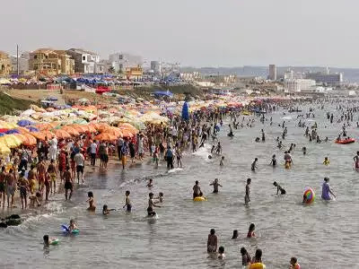 Près de 3,8 millions d’estivants sur les plages d’Alger depuis le 1er juin (Protection civile)