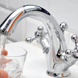 Une centaine de citoyens proteste à Biskra contre les perturbations de la distribution d’eau potable