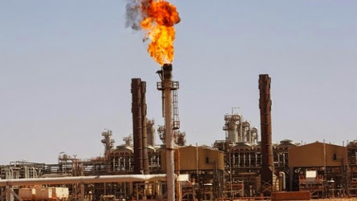 Algérie: signature de contrats pour cinq groupes pétroliers