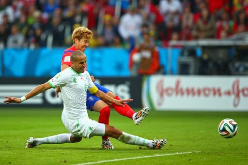 EN : Bougherra buteur