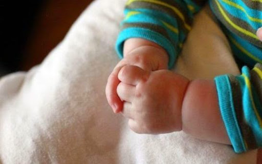 Hygiène des bébés : plus d’un produit sur deux à éviter