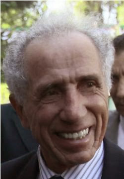 Il a consulté le fln, le rnd et benflis : Que cherche le ffs?