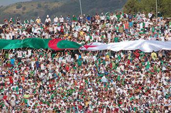 JSK : Les supporters exigent des explications aux joueurs