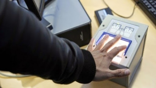 La première carte nationale biométrique délivrée en février 2015 (responsable)