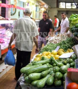Marché des fruits et légumes : Les prix flambent toujours