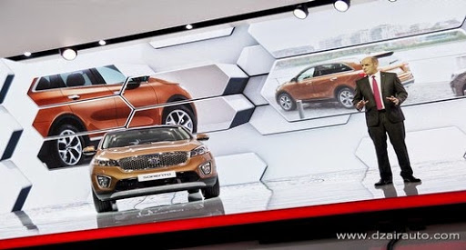 Mondial de l’Automobile : premier bain de foule pour le nouveau Kia Sorento