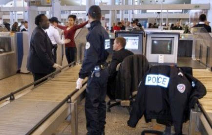 Police des Airs et frontières de l’aéroport d’Orly en France : Il ne fait pas bon être Algérien !
