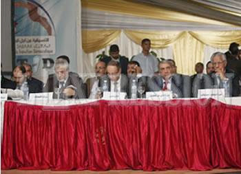 Propositions et démarches de sortie de crise à la pelle : Choc des initiatives