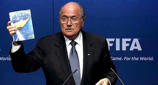 Qatar 2022 : Blatter veut un mondial en hiver