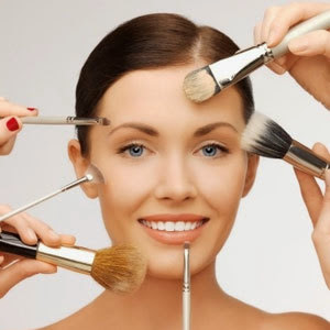 Trucs et astuces : Que faire lorsqu’on a mis trop de fond de teint ?