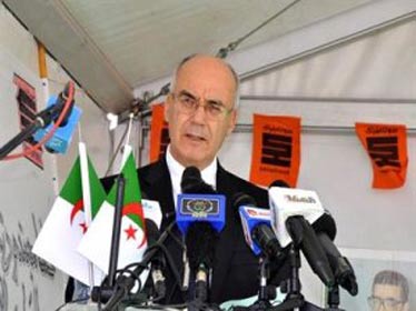 Youcef yousfi en visite dans la région : Importantes réserves de pétrole à béchar et au sud de naâma ?