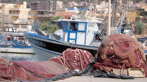 5 marins pêcheurs disparus à Bouharoune: poursuite de l’opération d’identification du corps repêché des côtes de Chlef