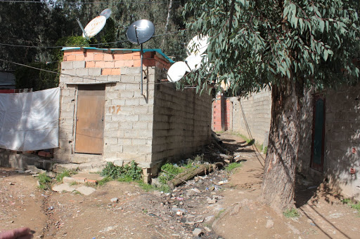 Aghbalou : Sa maison menace ruine Une famille en danger