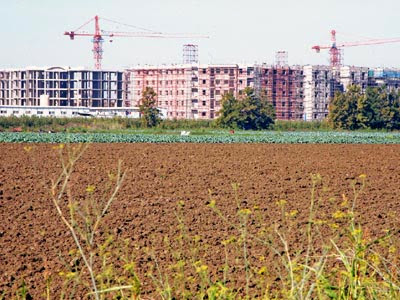Agriculture, Guerre déclarée aux agressions contre le foncier