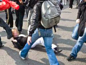 Bouira : Des étudiants en sont arrivés aux mains, hier  La violence s’invite à l’université…