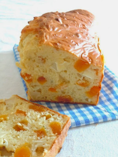 Cake aux abricots secs