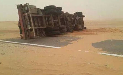 Deux personnes ont trouvé la mort à Hassi Messaoud, Des vents de sable provoquent des dégâts dans le sud