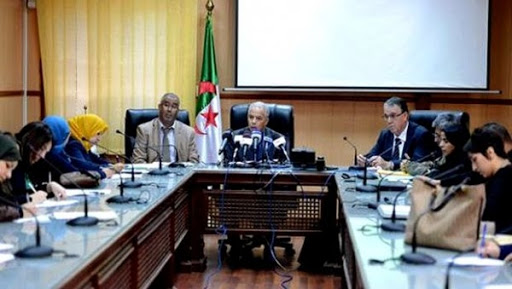 Education nationale : 240.000 fonctionnaires du secteur bénéficieront de promotions avant fin 2014