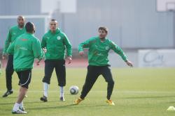 EN : Les joueurs arriveront ce matin