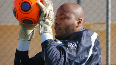 Le CSKA Sofia se dit prêt à accueillir Mbolhi