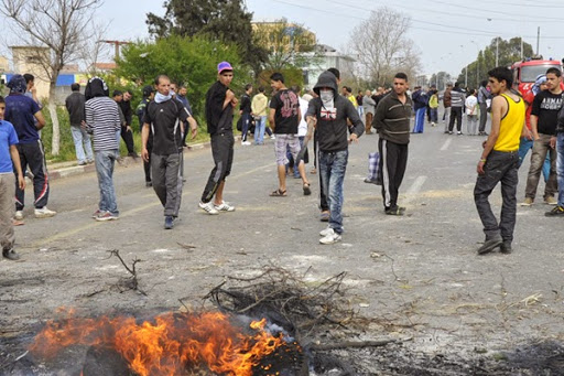 Le ministre de l’intérieur ouvre une enquête et exige l’autopsie des corps des victimes, Emeutes à Touggourt : 2 morts et plusieurs blessés
