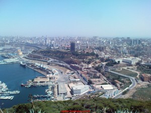 Le Premier ministre entame une visite de travail dans la wilaya d’Oran