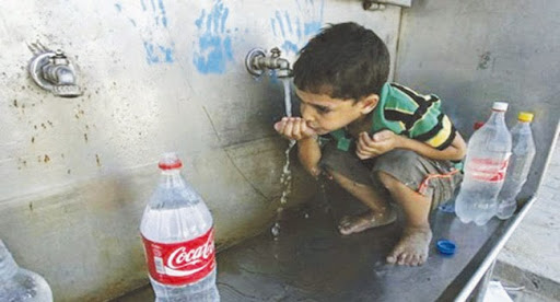 L’eau potable se melange avec la flotte des egouts : deux quartiers populaires privés d&rsquo;eau à Sidi Bel Abbès