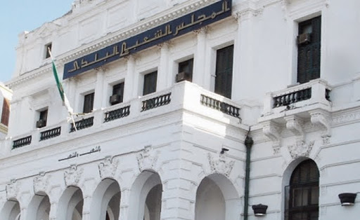 Les élus de l’opposition gèlent leurs activités au sein de l’APC