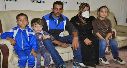 Les familles SDF, ces oubliees de la societe a Mostaganem : urgent : une famille avec 3 enfants à la rue !