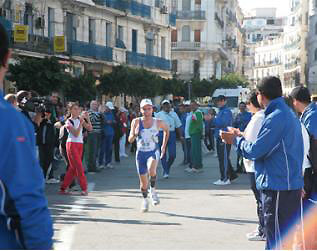 Marathon et festivités du 1er Novembre, Grande pagaille à Alger