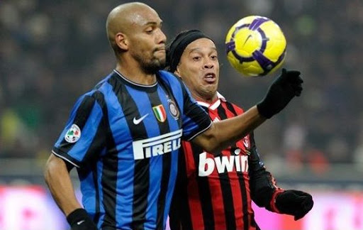 Milan AC : Adil Rami pisté par les deux clubs de Manchester