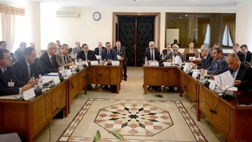 Réunion au ministère de l&rsquo;Intérieur: le wali de Skikda expose le bilan des programmes de développement