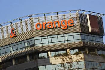 Révélant l’intérét de vodafone pour le marché Algérien, Derdouri precise, « L’Algérie n’a reçu aucune proposition concrète d’Orange »