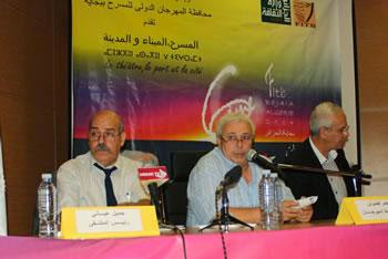 Théâtre et architecture : « Interrogation sur les espaces de représentation »