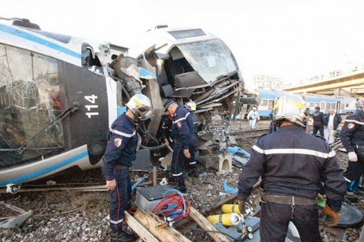 Un mort et 70 blessés dont 5 dans un état critique : Déraillement spectaculaire d’un train à Alger
