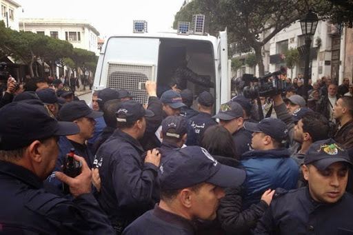 Vague d’arrestations de manifestants à Alger, Le MDS et Barakat dénoncent
