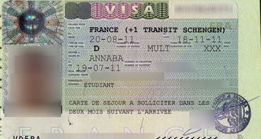 300.000 Algériens ont obtenu des visas français en 2014