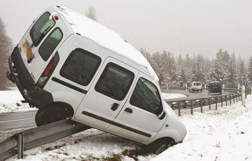 Alors que plusieurs routes ont été coupées à la circulation à Sétif,  Plus d’une quarantaine de personnes secourues à Khenchela