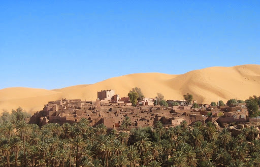 BECHAR : Les intempéries causent des dégâts aux ksour de Béni-Abbès, Taghit et Kenadza