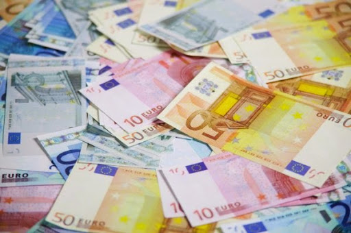 De l’or, des euros et des dinars saisis par la GN