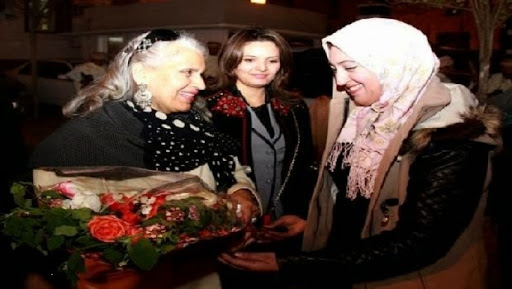 Dihya la doyenne de la chanson chaouie retourne aux Aurès après 35 ans d’absence