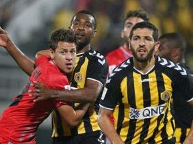 EN : Halliche joue et gagne contre El- Ahly