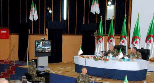 Gaid Salah réitère la détermination de l’ANP à intensifier la lutte antiterroriste