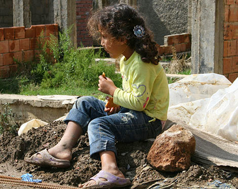 Interconnexion des conflits familiaux et des troubles chez l’enfant, Les pouvoirs publics doivent s’engager pour une assistance