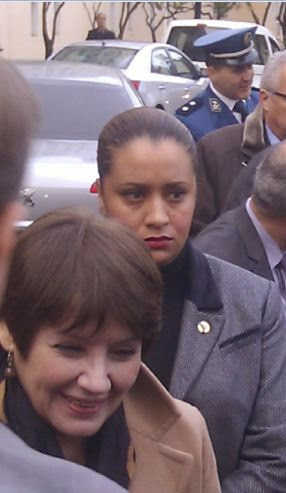 La femme algérienne sait aussi faire le métier du garde du corps