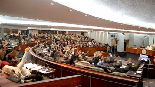 Le ministre des Relations avec le Parlement, Mahi Khelil l’a déclaré hier : Pas de nouvelles rémunérations pour les députés