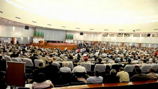 les députés veulent aligner leurs salaires sur ceux des ministres !